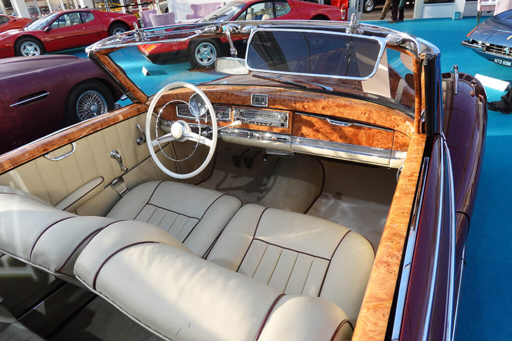 I loved the interior and particularly the woodwork in this 1952 Mercedes-Benz 300 S Cabriolet.